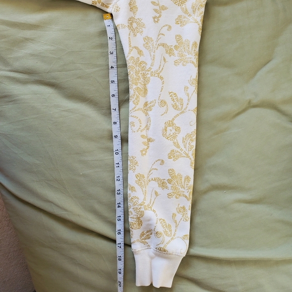 TNA Fleece Retro/Vintage Patterned Zip Up Hoodie in White & Gold - Picture 13 of 16